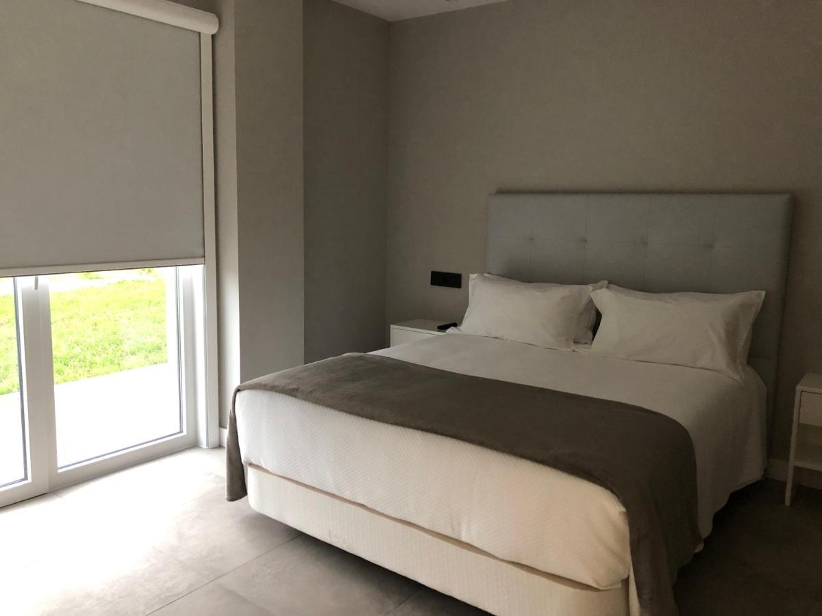 Ria De Aparthotel Lires